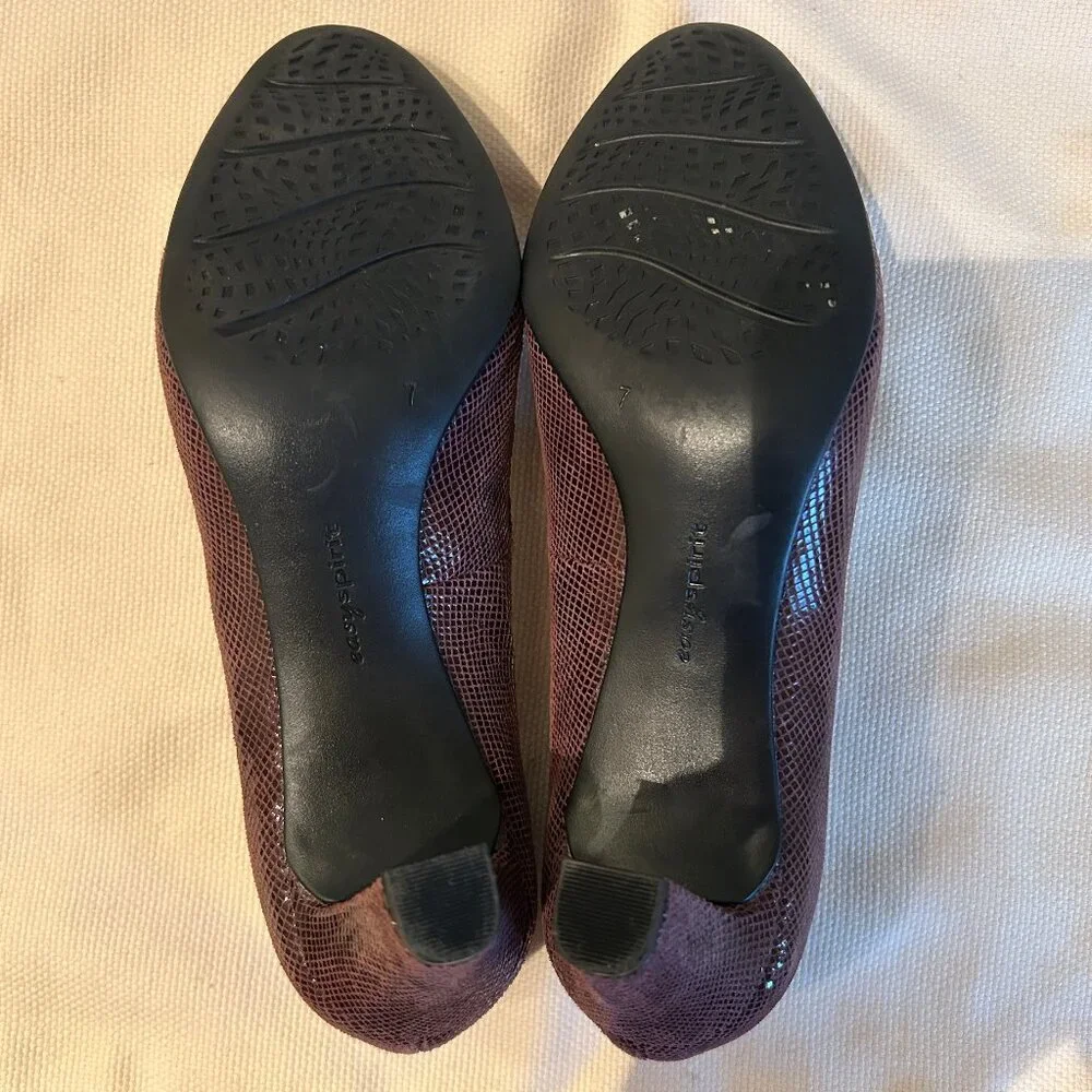 NEW (NWOT) Easy Spirit Airey burgundy leather pumps sz 7